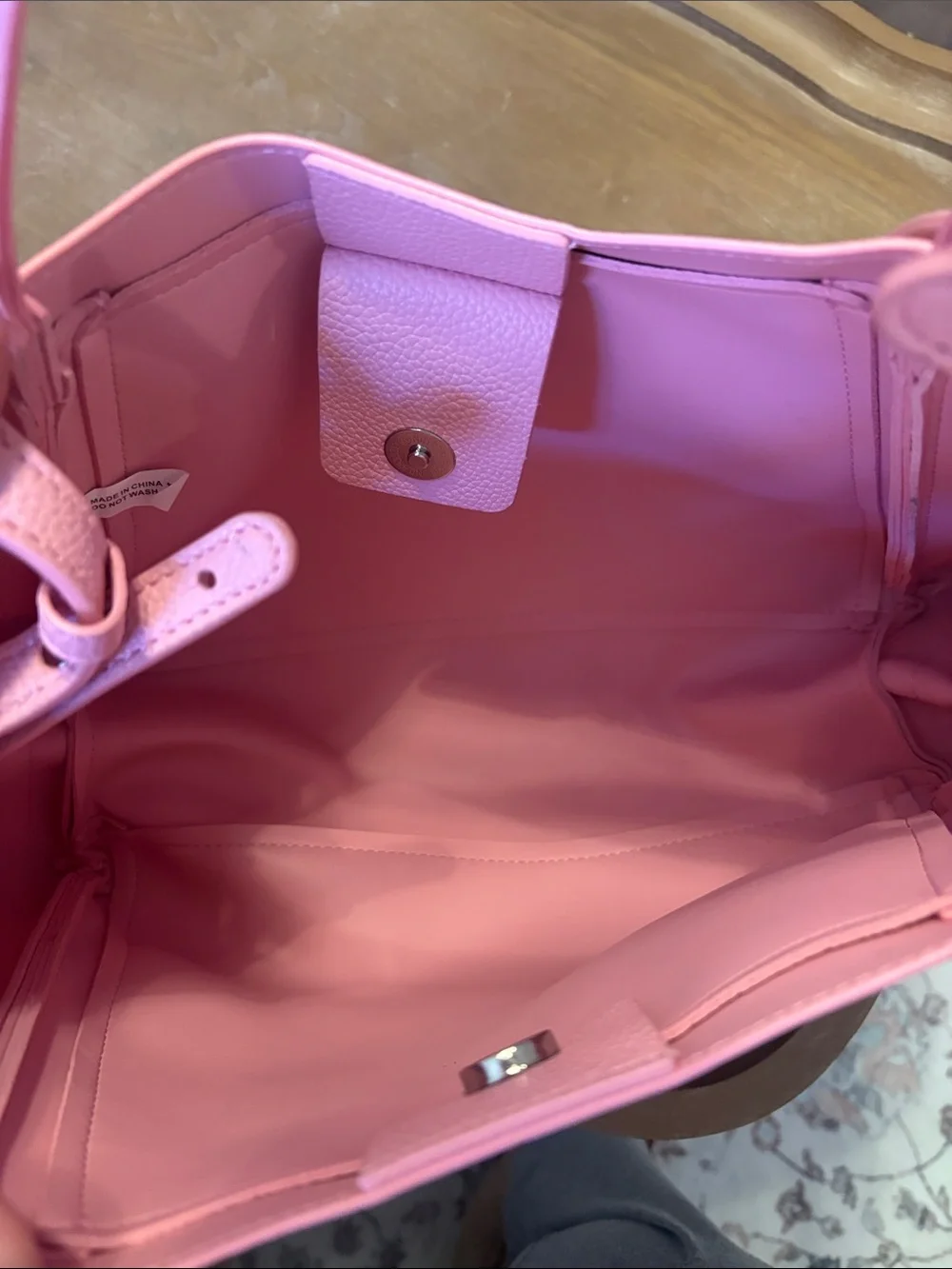 Newbella pink pebbled
